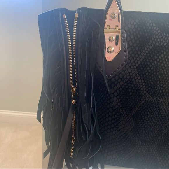 Henri Bendel A-List Satchel Black with Fringe - Picture 11 of 15